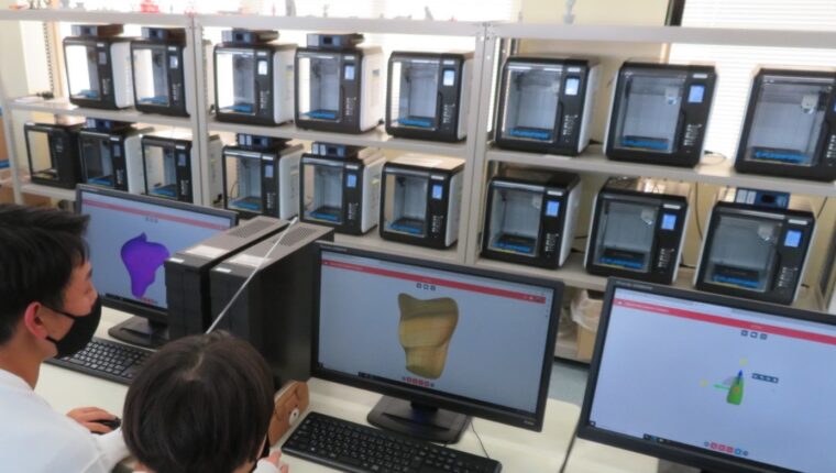 Japanese students learn 3D CAD to participate in the country’s excellence